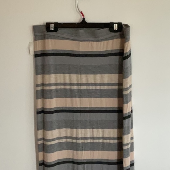 Jessica Simpson Tan Midi Pencil Skirt Casual - Picture 3 of 7